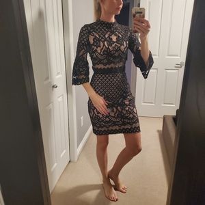 Lace Short dress with bell sleeves